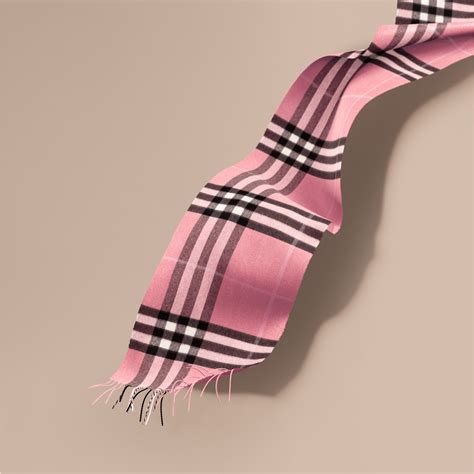 hot pink burberry cashmere scarf|Burberry scarf pink cashmere wool.